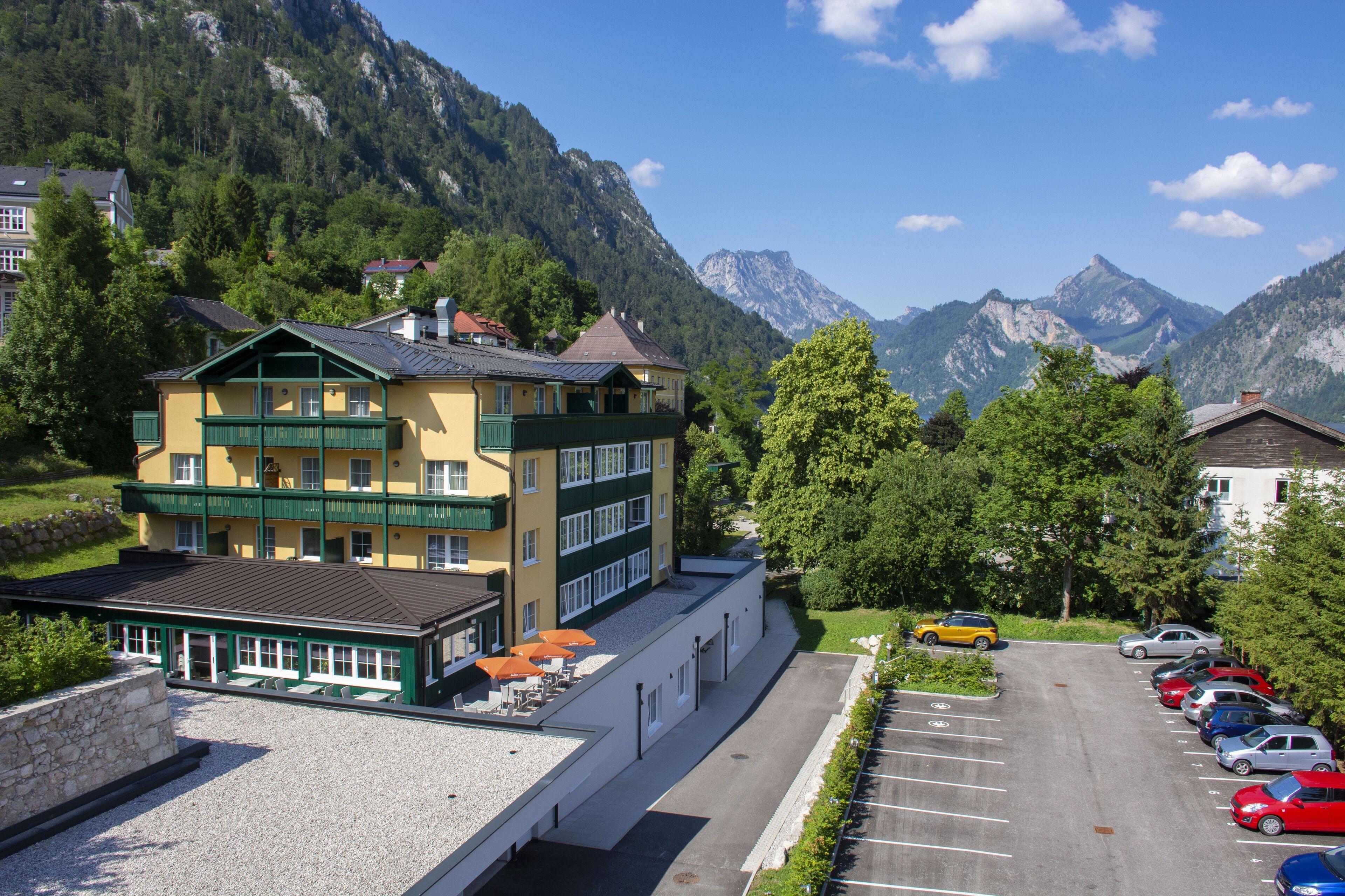 5 Familienhotels nahe dem Oldtimermuseum Altmünster im Vergleich