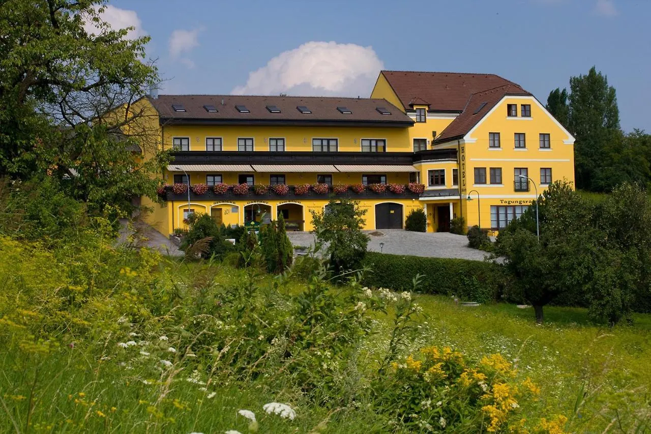 4 Empfehlenswerte Hotels für Alleinreisende nahe Burg Kreuzenstein